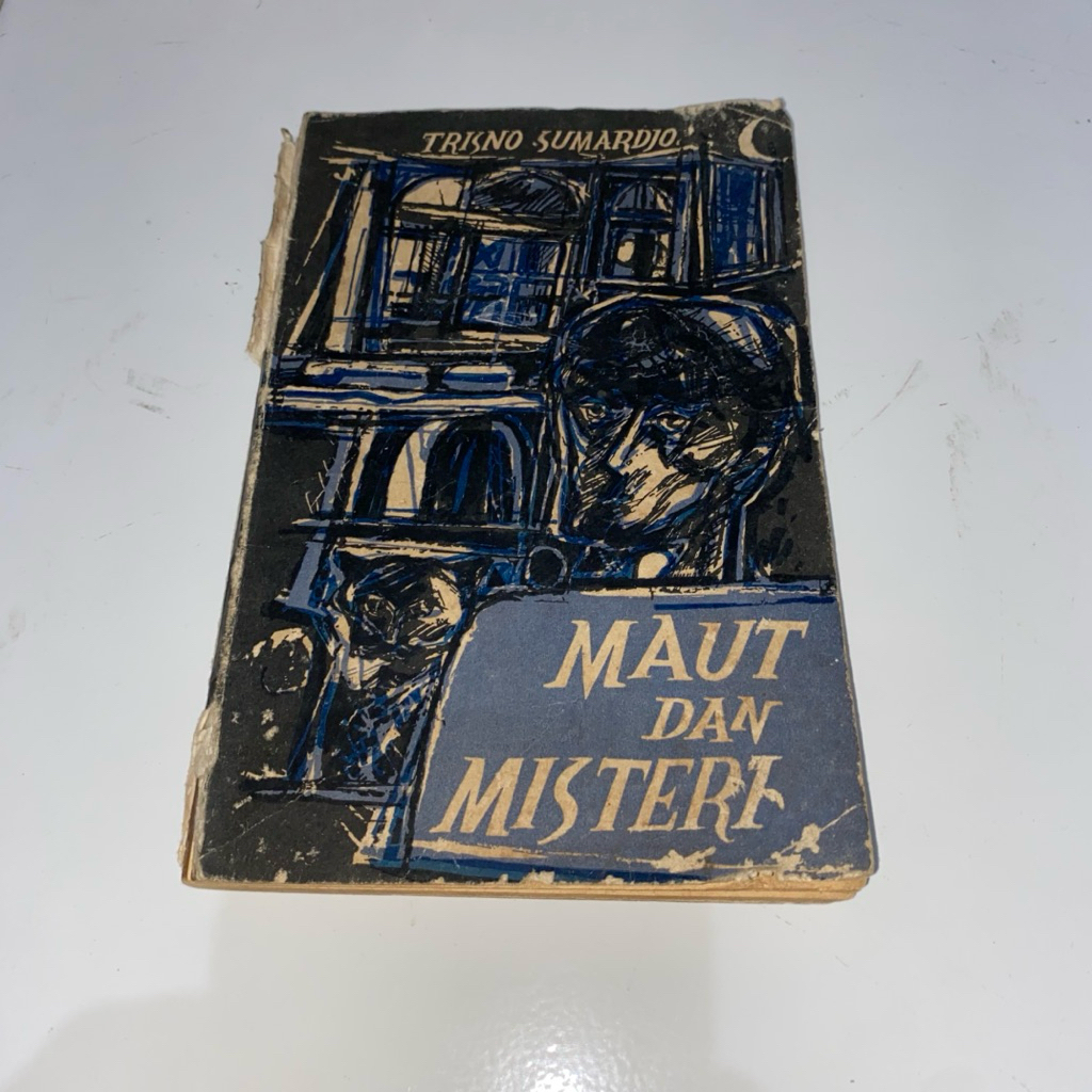 buku cerita indonesia lawas " maut dan misteri " karangan trisno soemardjo , cetakan tahun 1969, eja