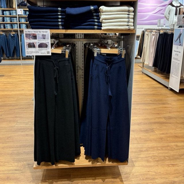 Celana Wanita Uniqlo Rajut Ribbed Washable