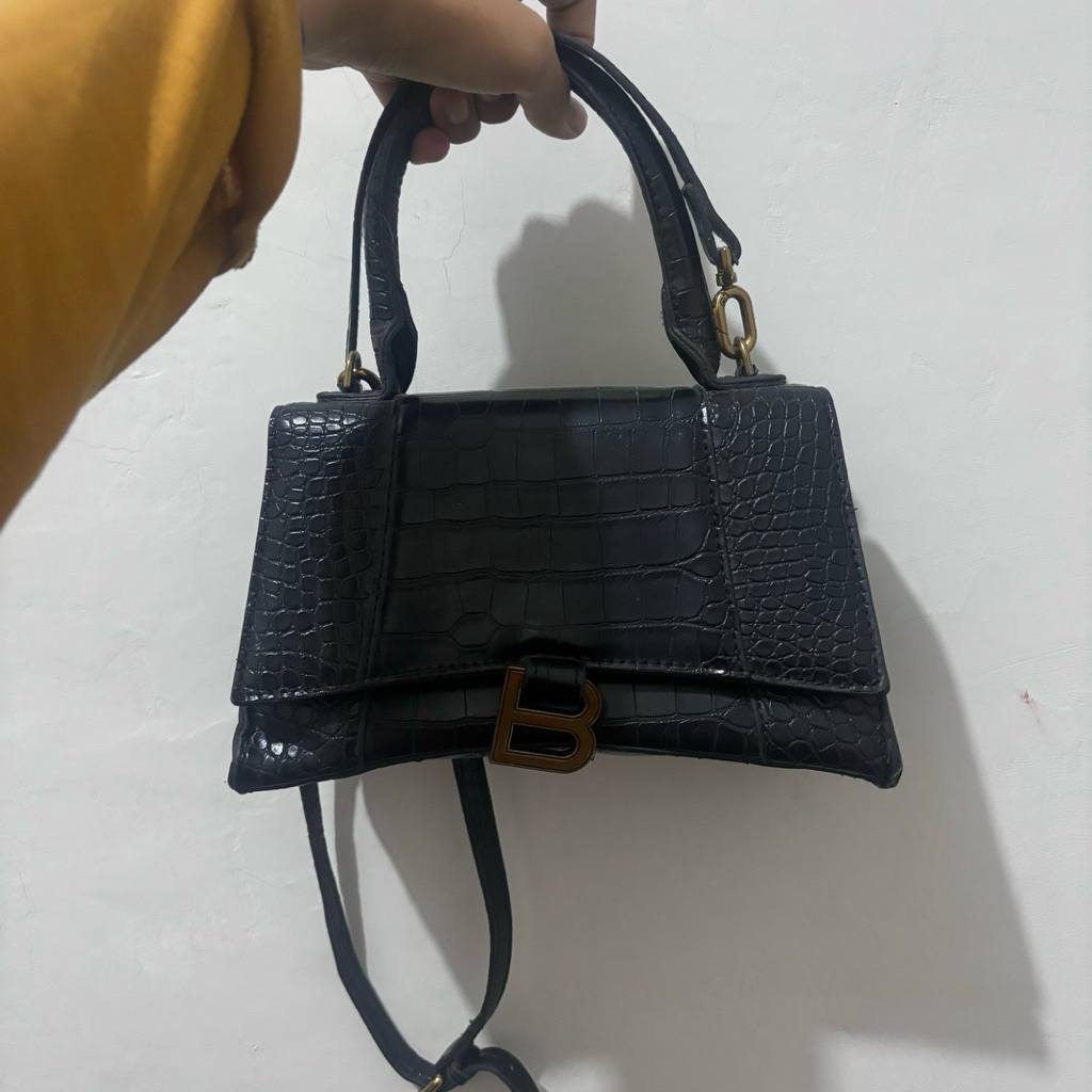 preloved balenciaga small black bag hourglass croco