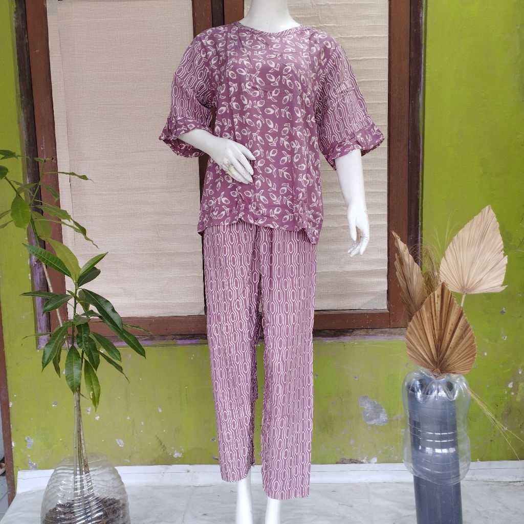 Qonita Batik Setelan (LD 110, PB atasan 65, celana 95 cm) SPJ Sakura Hls 100 % ORI Pekalongan