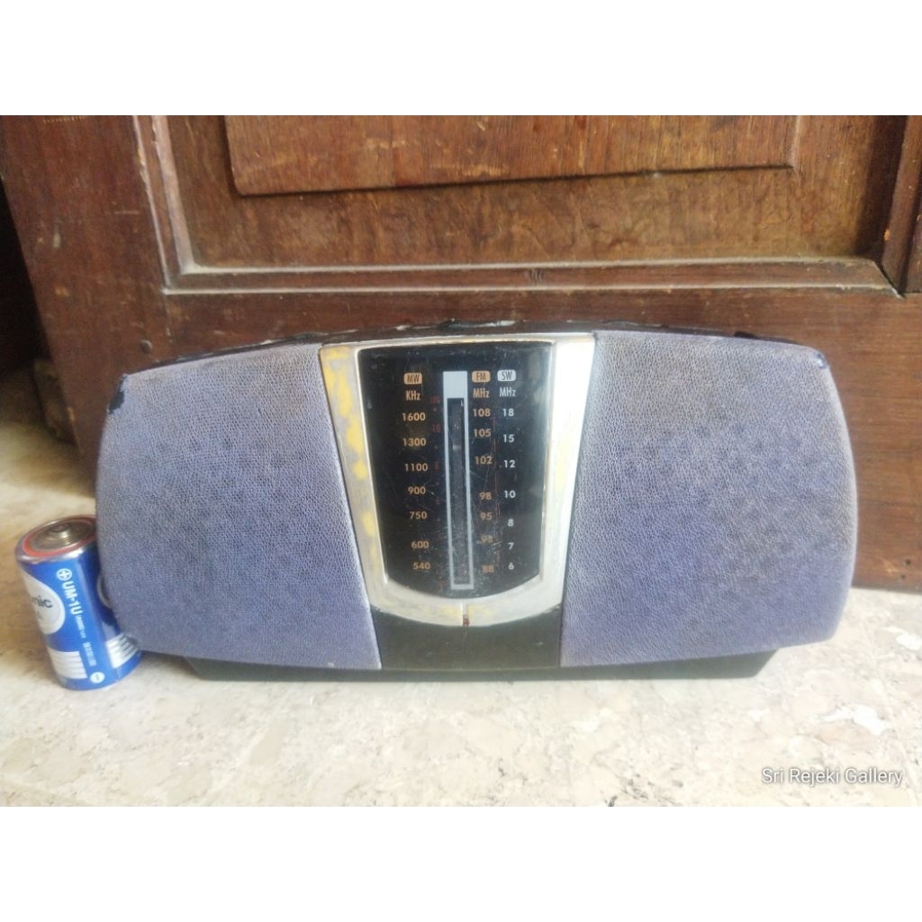 Radio Jadul Mayaka AC DC