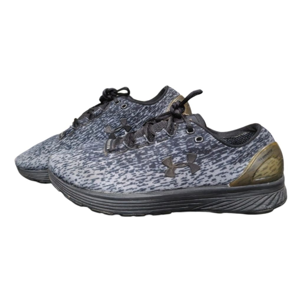 SEPATU SEKEN_UA CHARGED BANDIT 3 OMBRE - 45