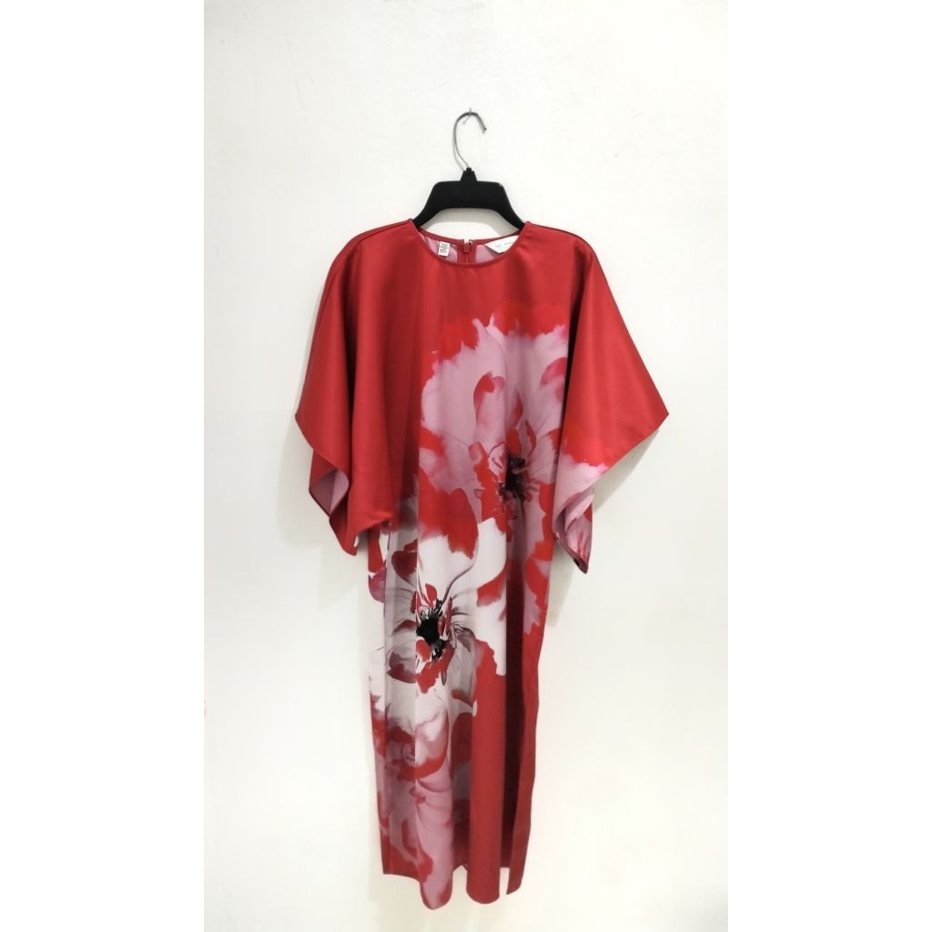 [PRELOVED] Kaftan Silk Motif Bunga Mewah/Luxury Silk Kaftan Dress Wanita