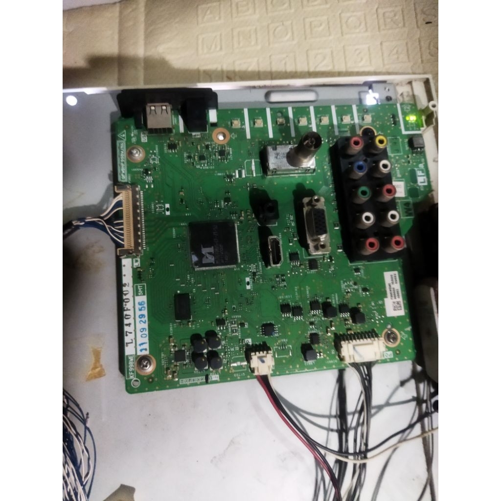 mainbord&psu tv Sharp Aquos 32in