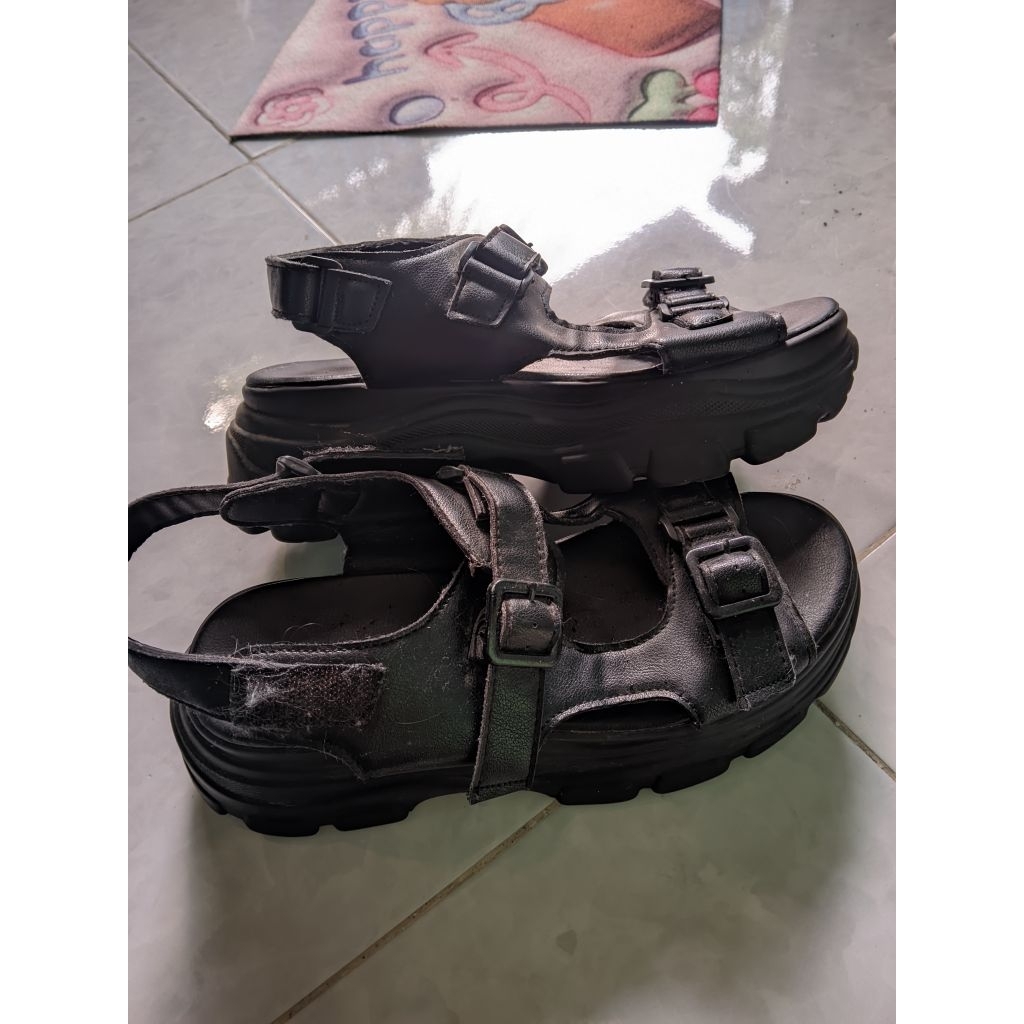 preloved sendal pvn