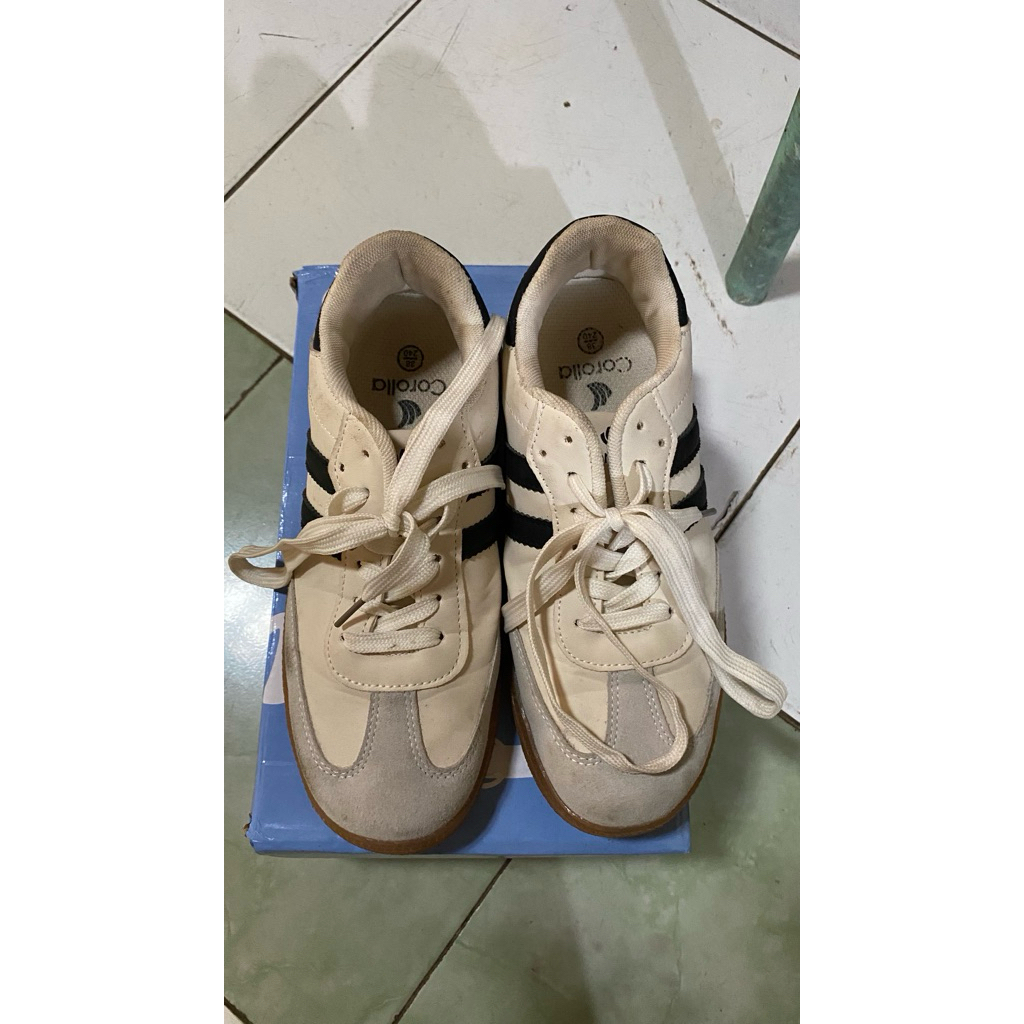 sepatu corolla preloved