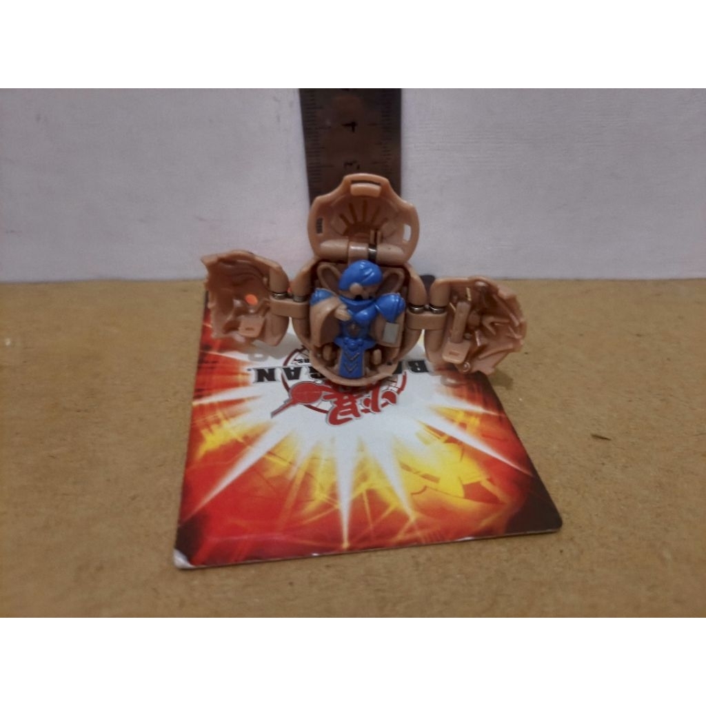 Bakugan Subterra Lars Lion Ori Spin Master Minus