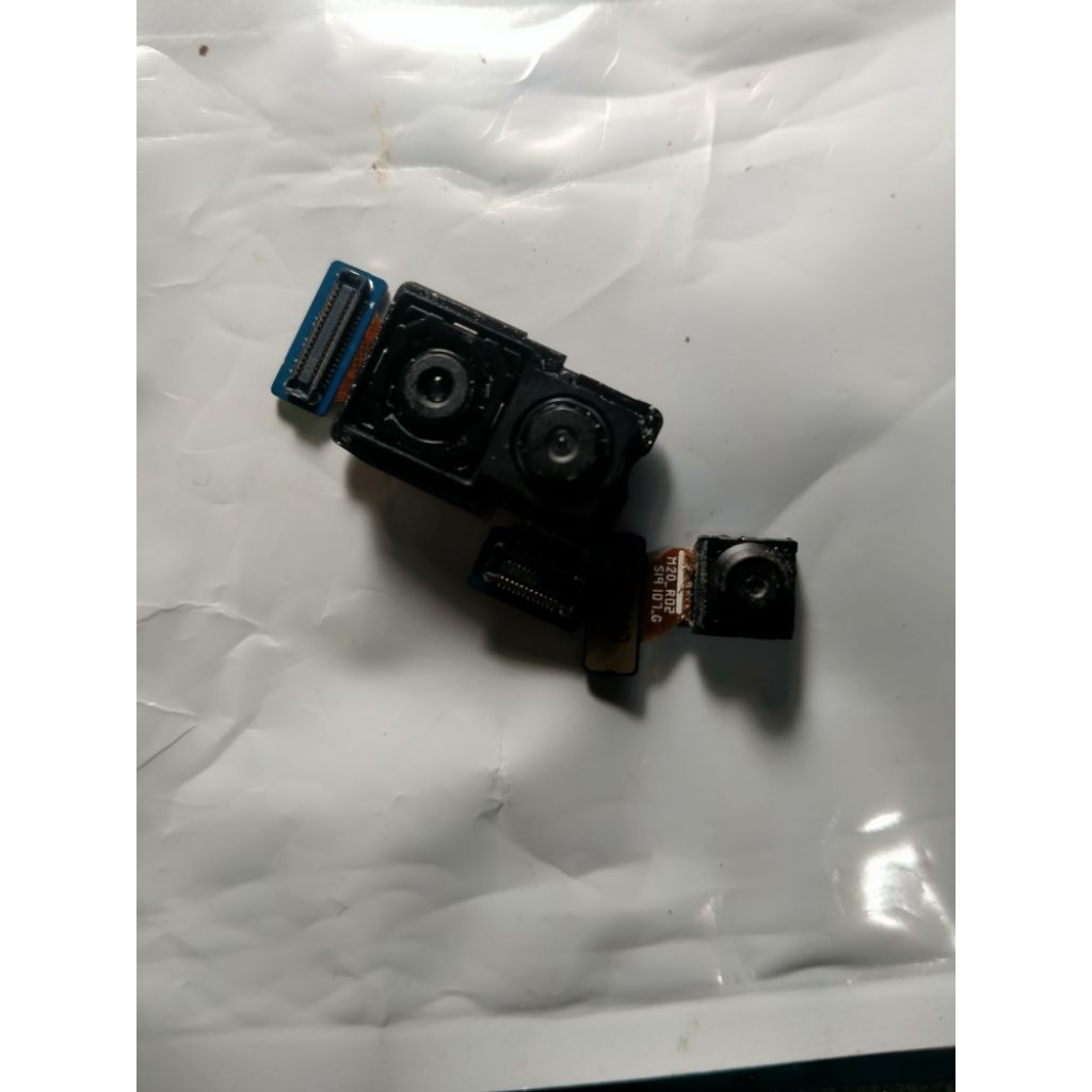 kamera Samsung m20