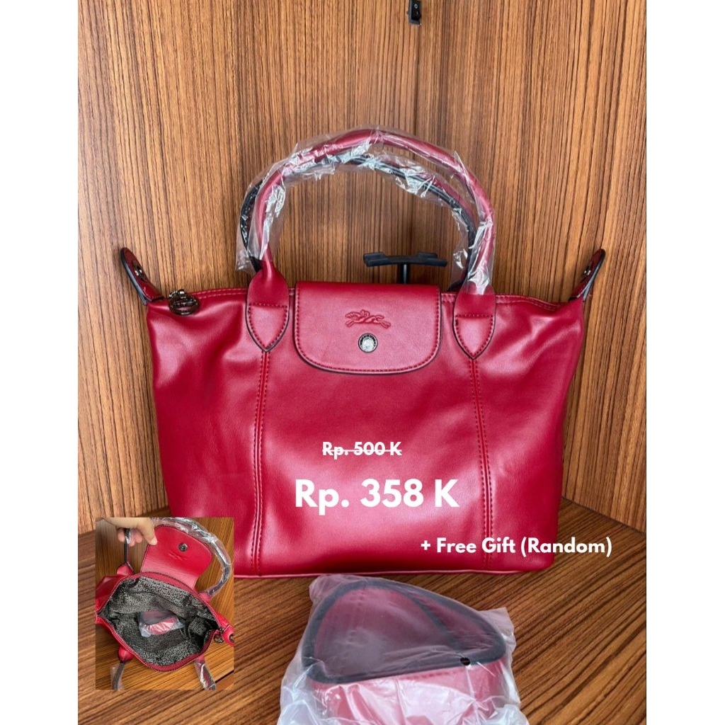 Tas Merah Kulit