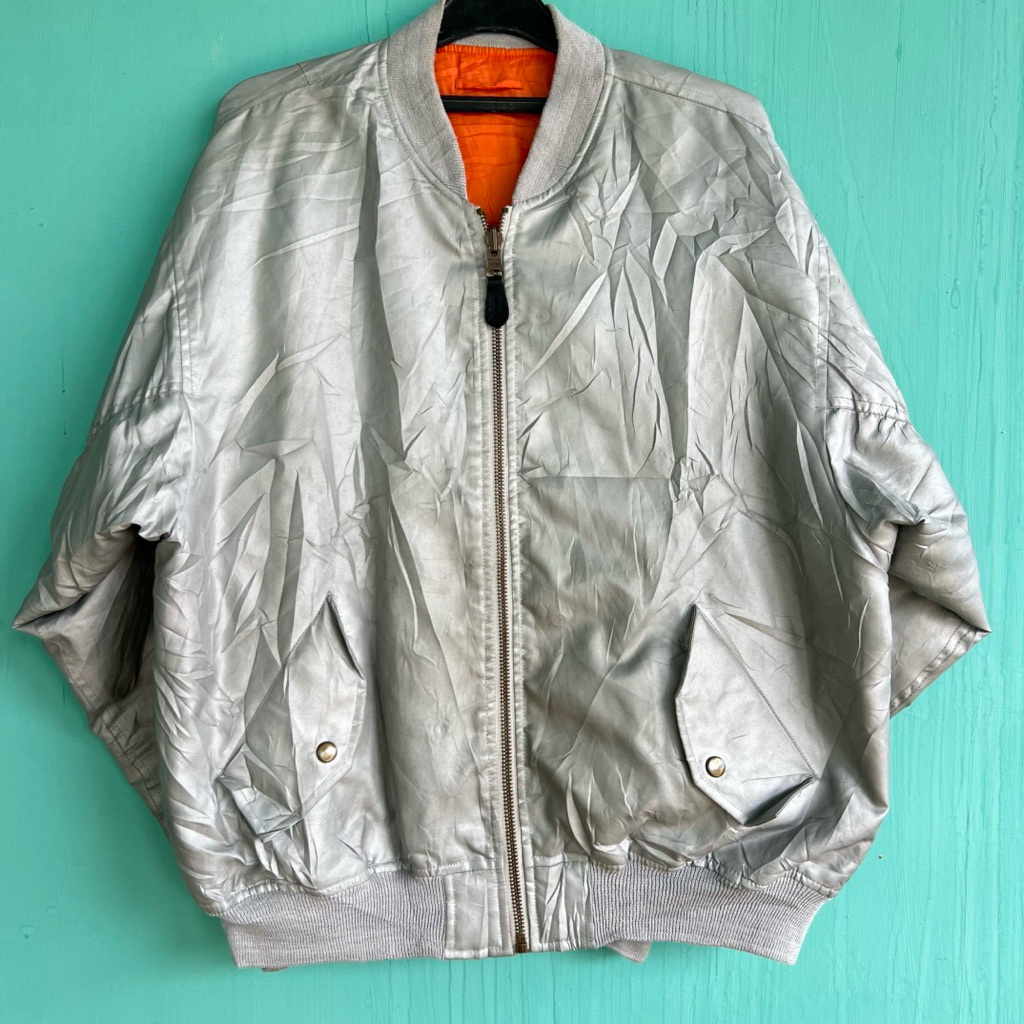 Bomber Ma-1 flight jacket