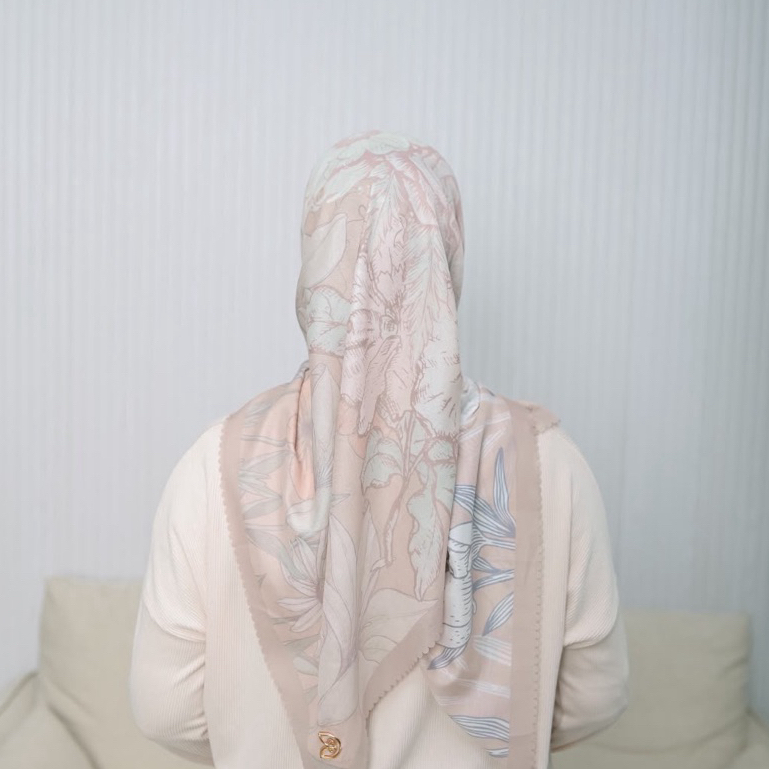 DIANDRADAYU - Botanical Scarf Hijab Printing Segi Empat Bahan Voal/Voile Premium Ringan Nyaman Dipak