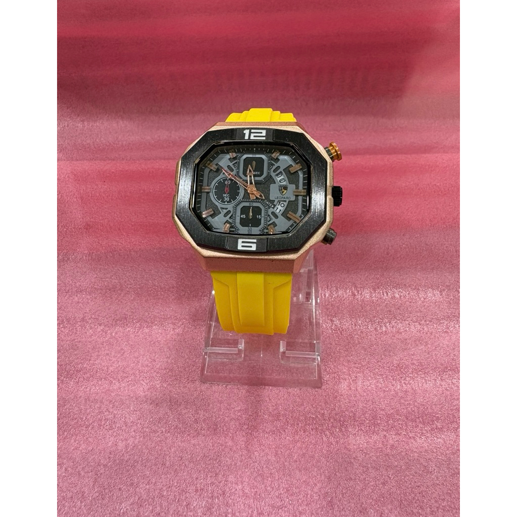 Jam Tangan Pria Leopard Chrono Strap Rubber