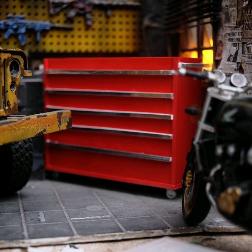 miniatur diorama rak perkakas bengkel caddy tools drawer skala 1:12