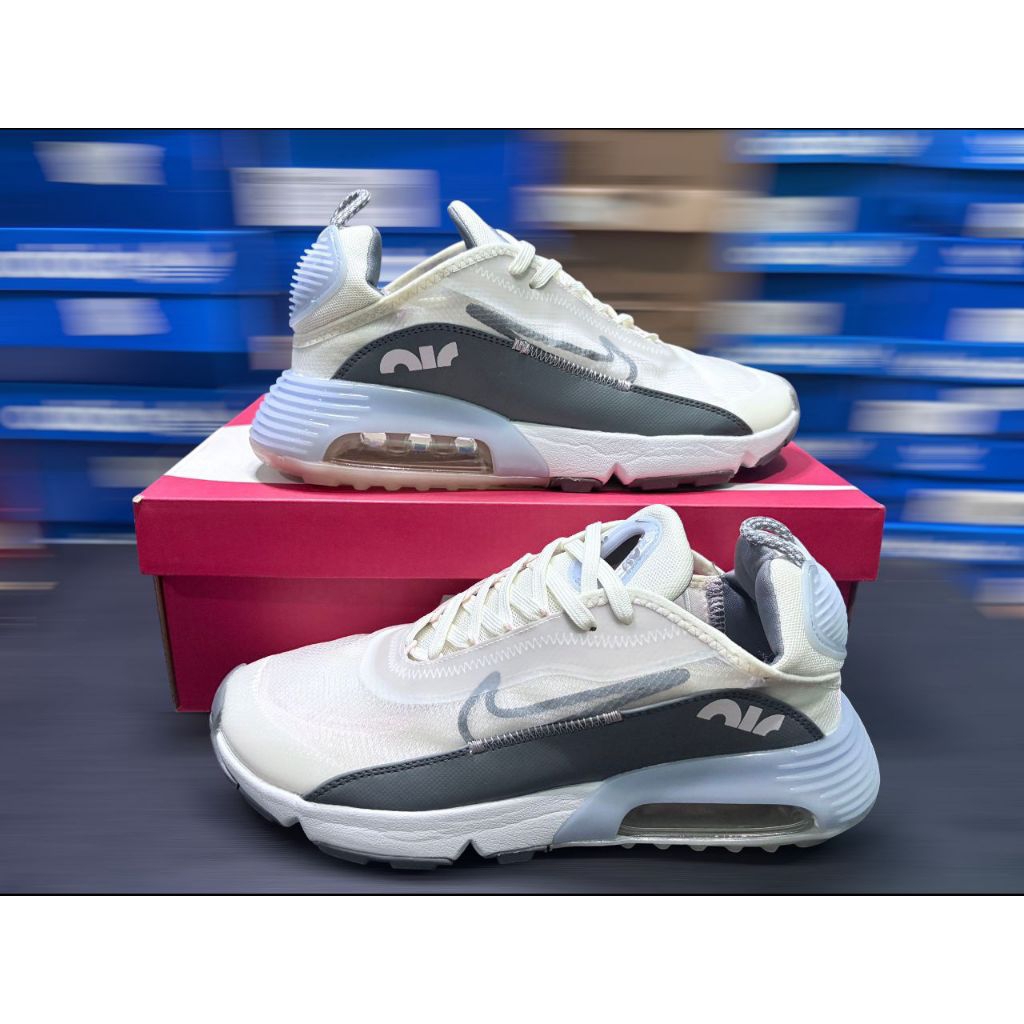 Sepatu Lari Pria/Wanita NKE AirMAX 2090 GREY WHITE