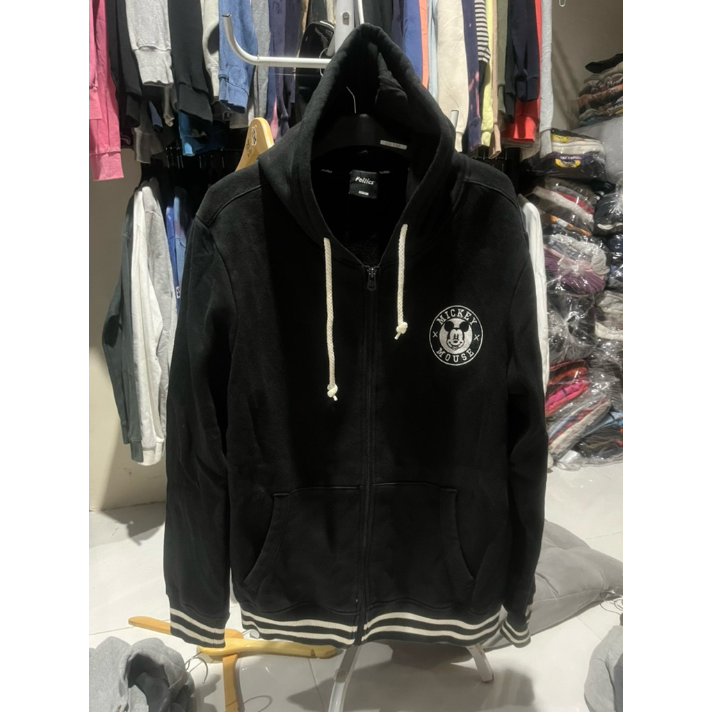 Hoodie Zhipper Feltics x disney size L 116x70