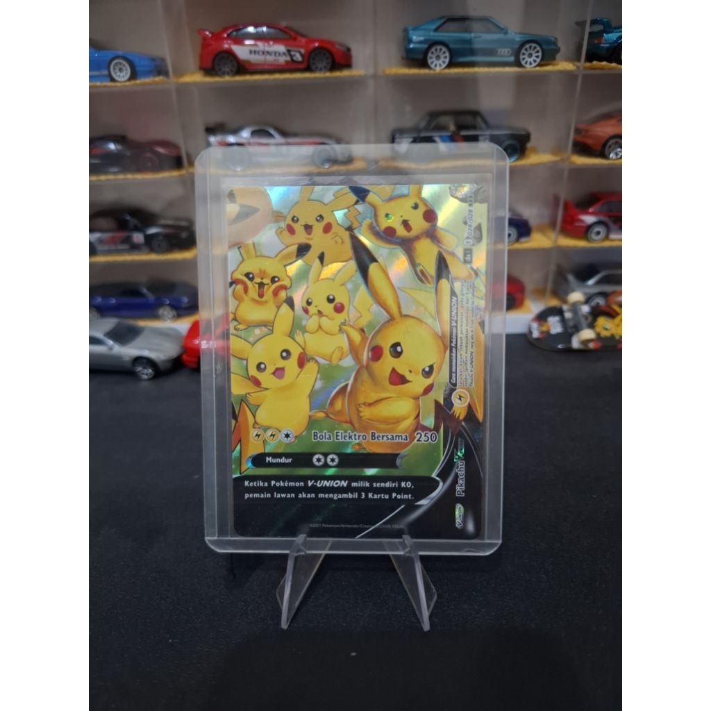 Kartu Pokemon Pikachu V Union