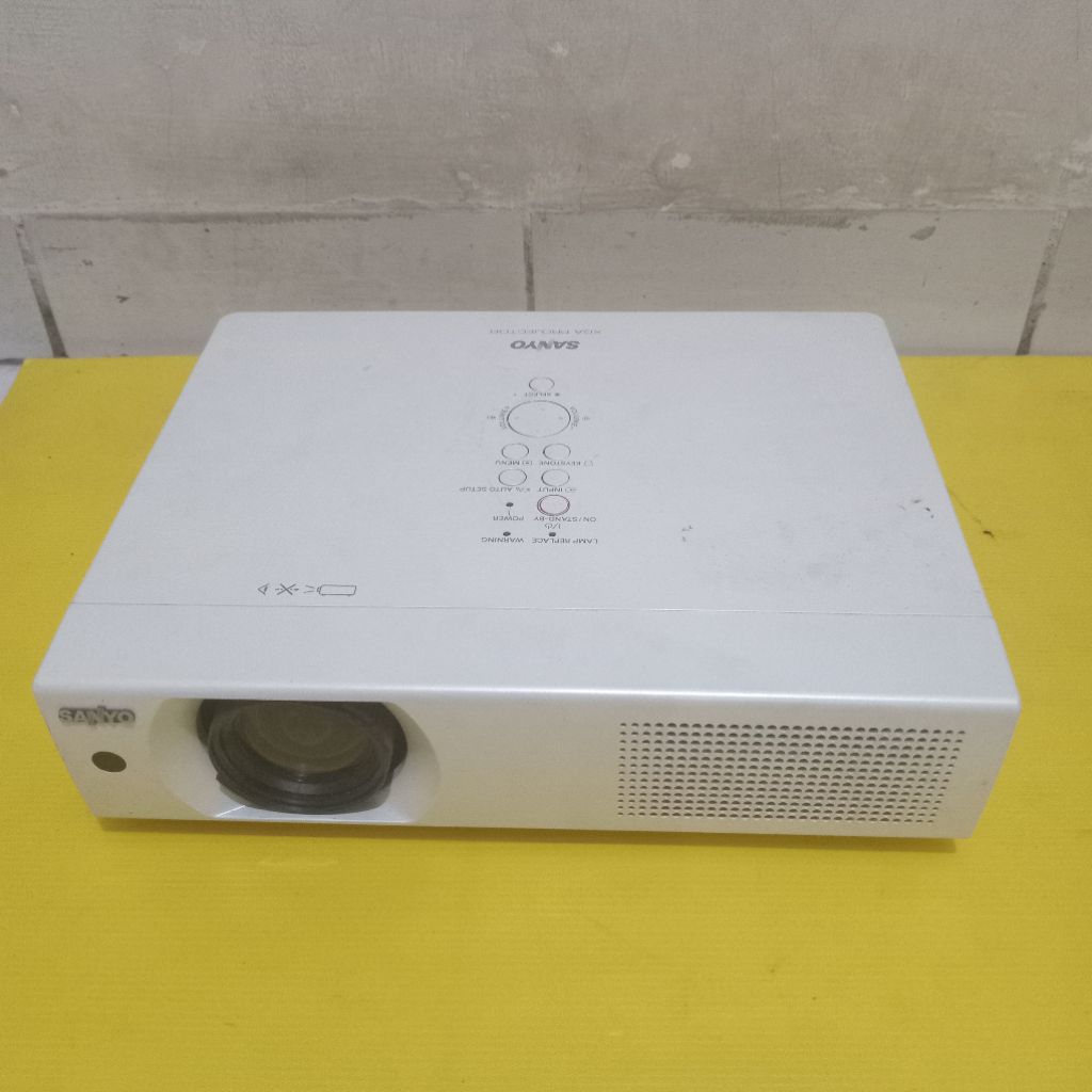 Barang bekas elektronik rumah tangga mainan dll