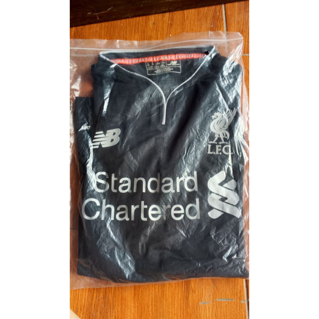 Jersey Bola Oppung Jersey - Liverpool Away Black