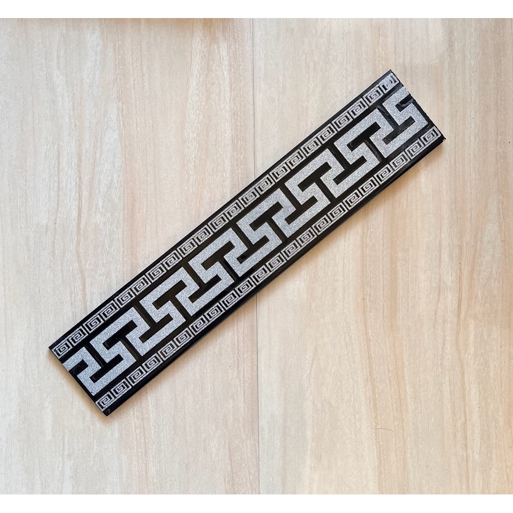 lis keramik 10x50 | list keramik lantai 10x50 | lis keramik dinding 10x50 motif Vercase silver Glite