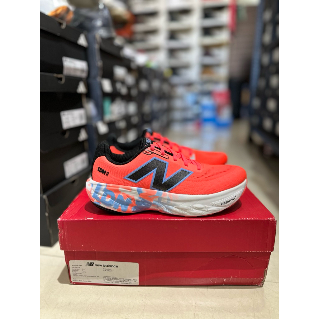 Sepatu New Balance 1080 London