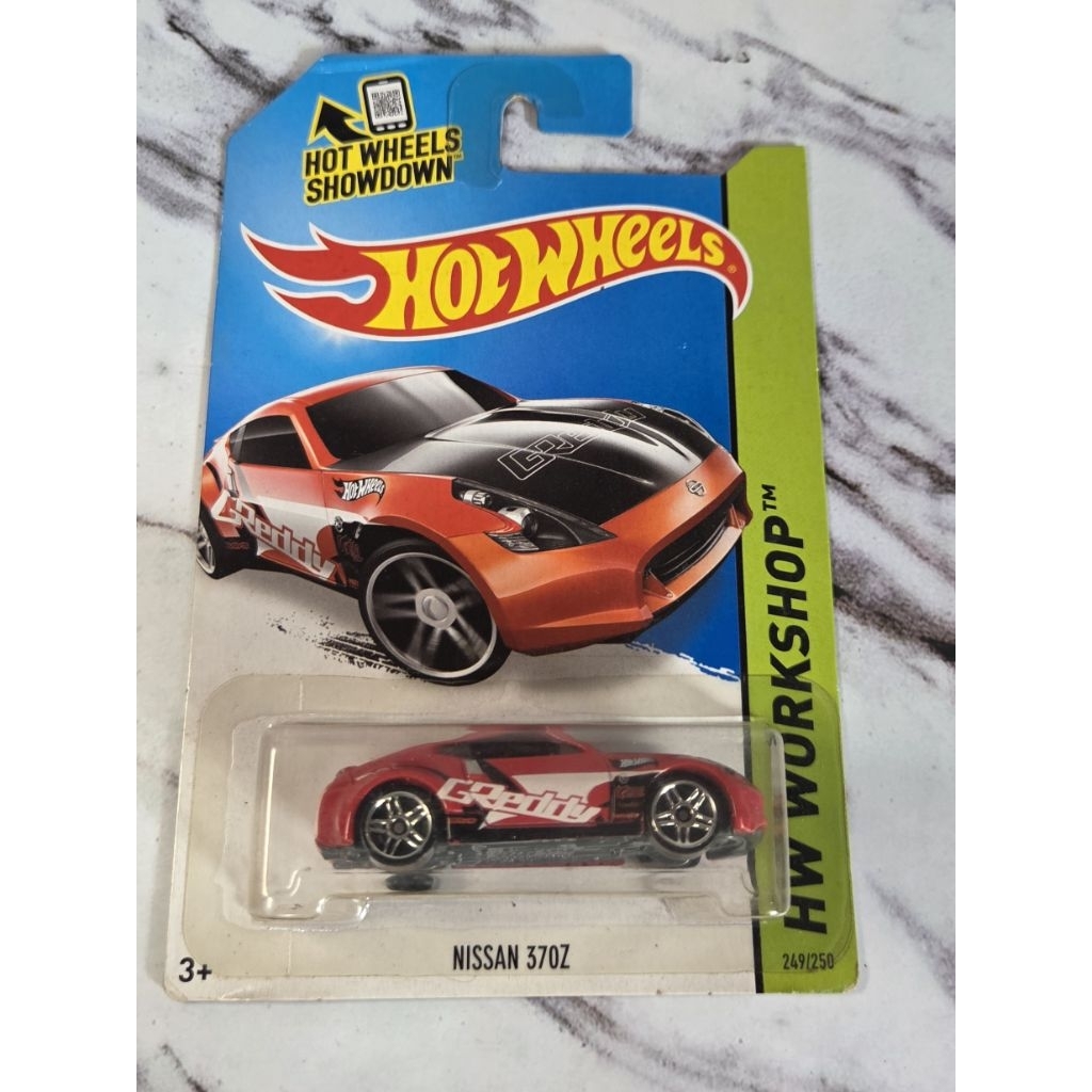hot wheels HW workshop nissan 370z merah