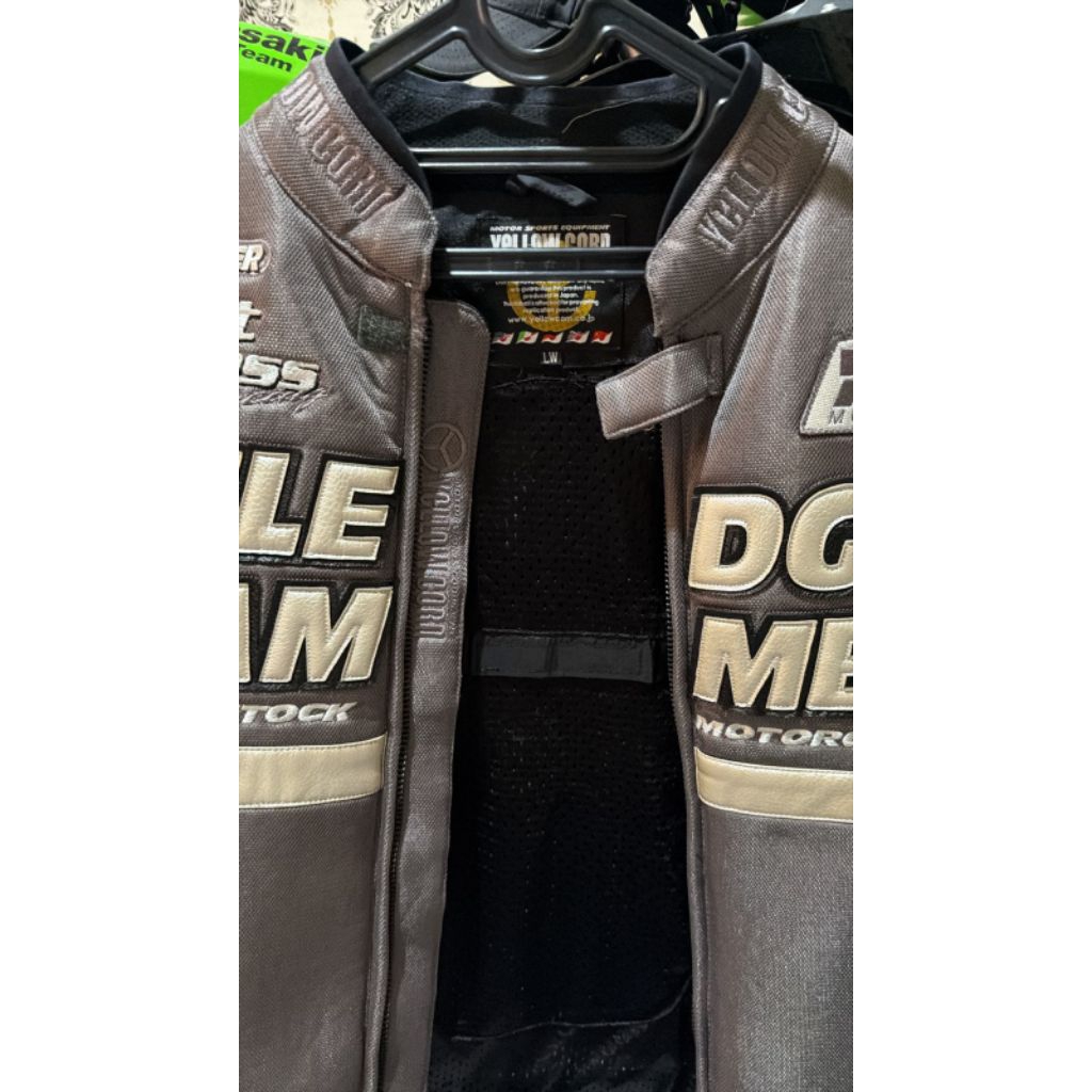 Jaket Yellowcorn YB 1308