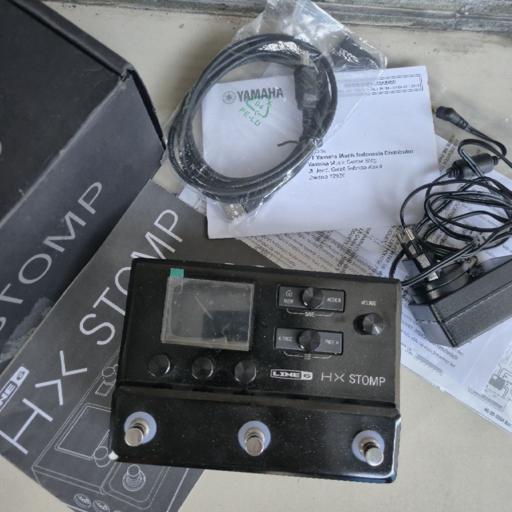 Line 6 HX Stomp (Second, Bekas, Preloved) Digital Multi Effects Electric Guitar Bass Keyboard Efek G