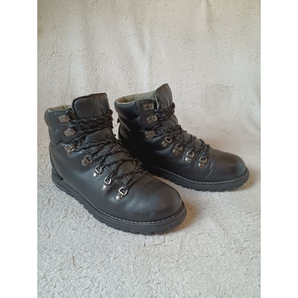 Danner Shibuya monkey boots outdoor vibram