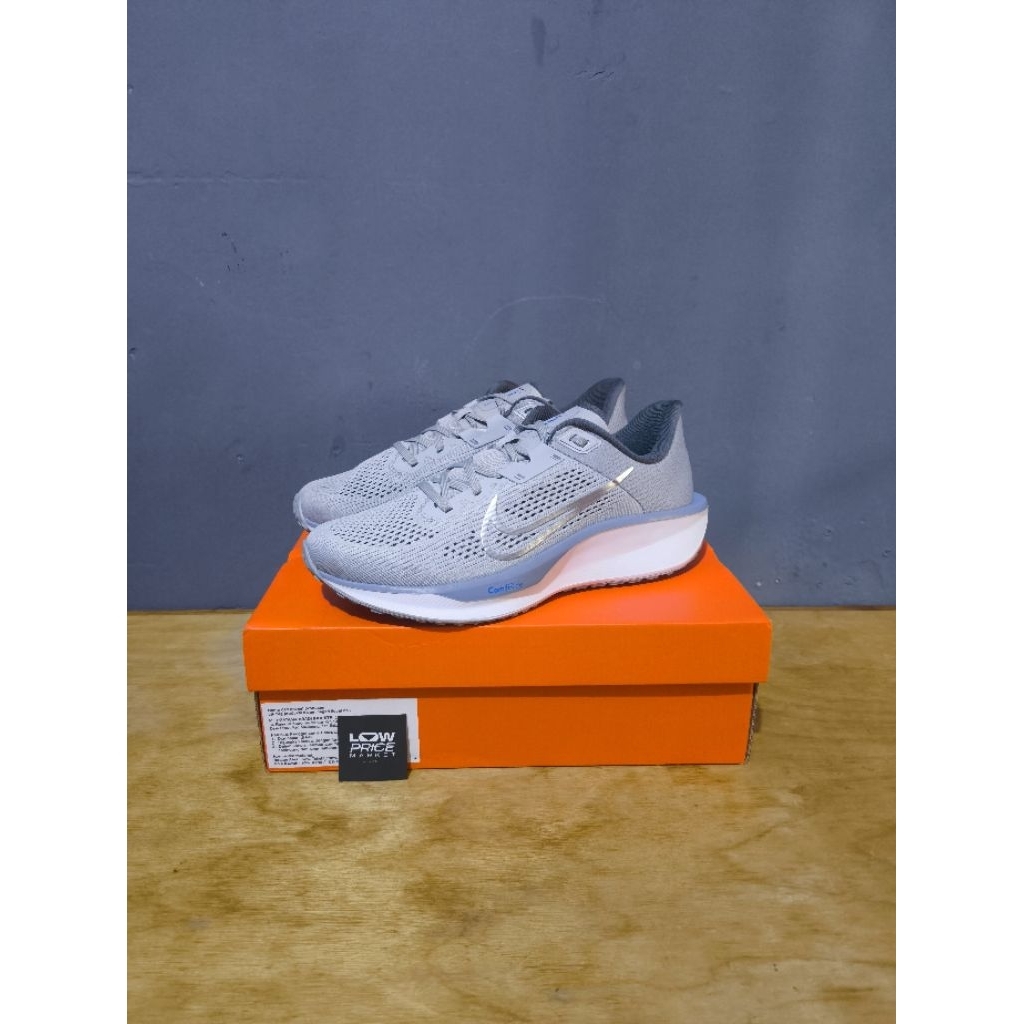 SEPATU RUNNING NIKE QUEST 6 GREY
