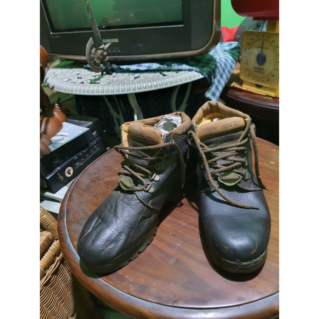 sepatu second Timberland