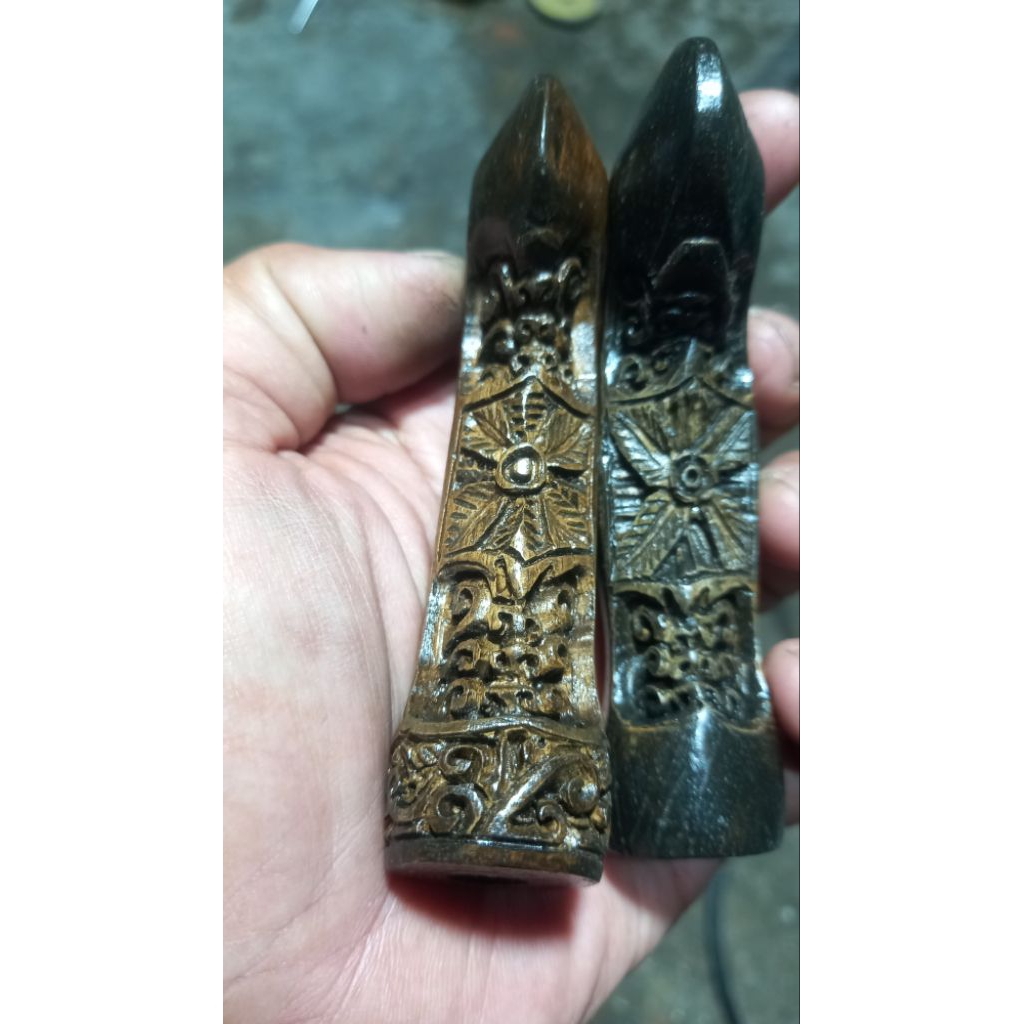 deder keris ukir lawasan deder keris solo deder keris surakarta deder kuno handle lawasan