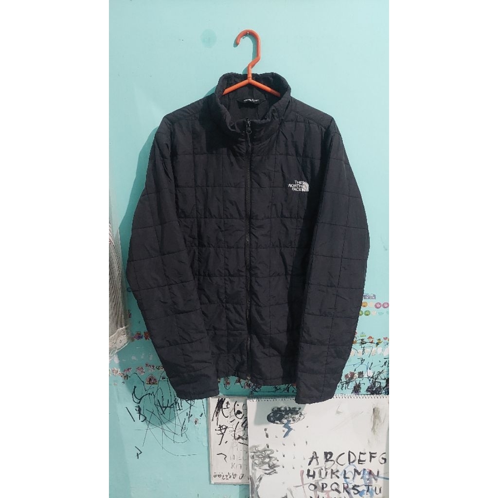 tnf puffer hitam