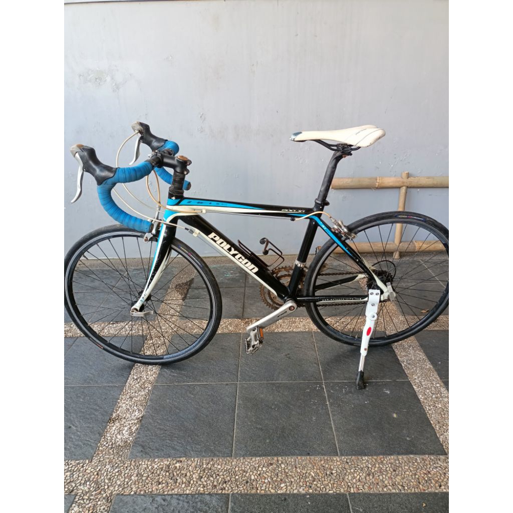 Polygon Helios 200 Jr ban 24