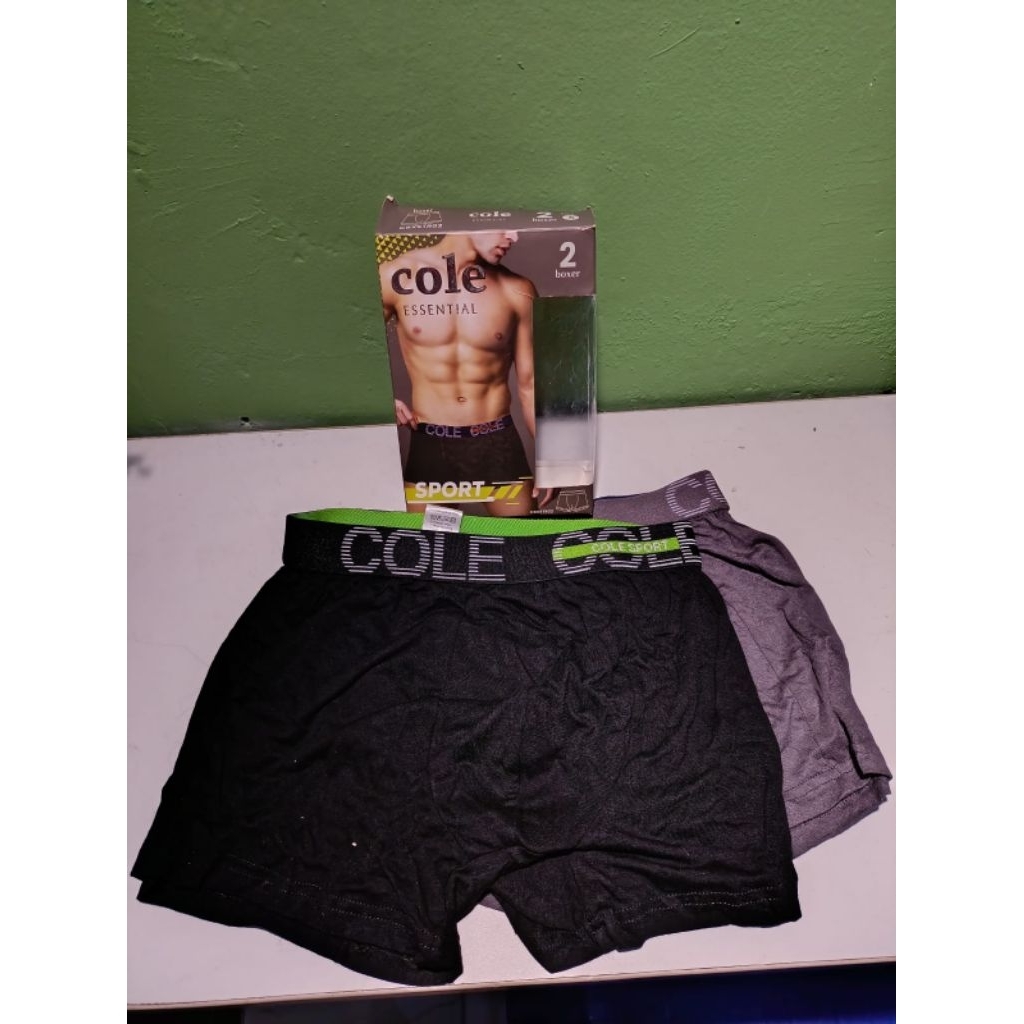 underwear cole isi 2