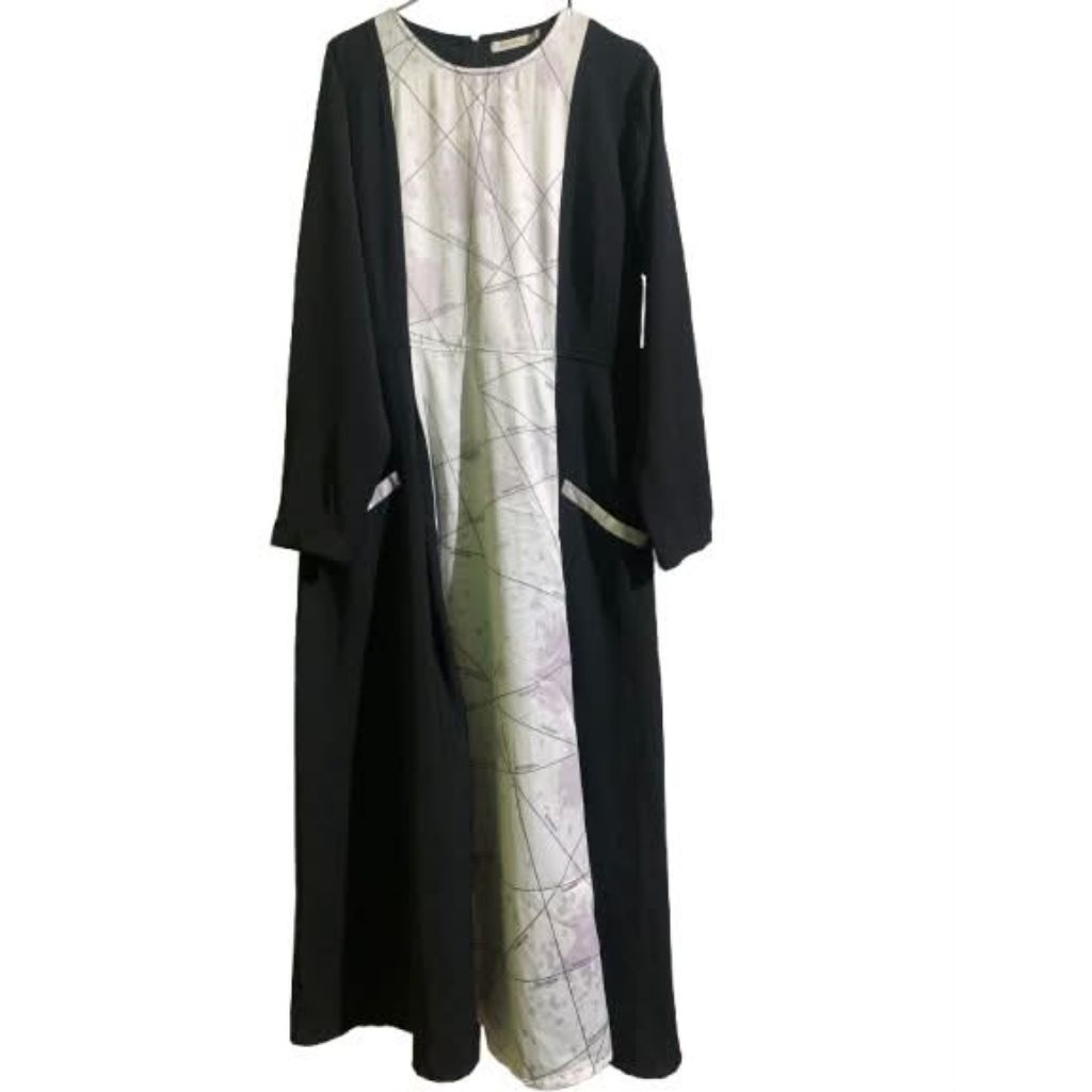 Preloved Gamis Hitam by Shararea
