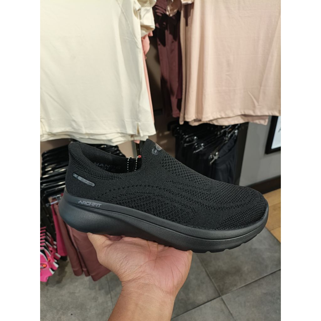 SEPATU SKECHERS GO WALK ARCH FIT WOMEN-SKE125843BBK