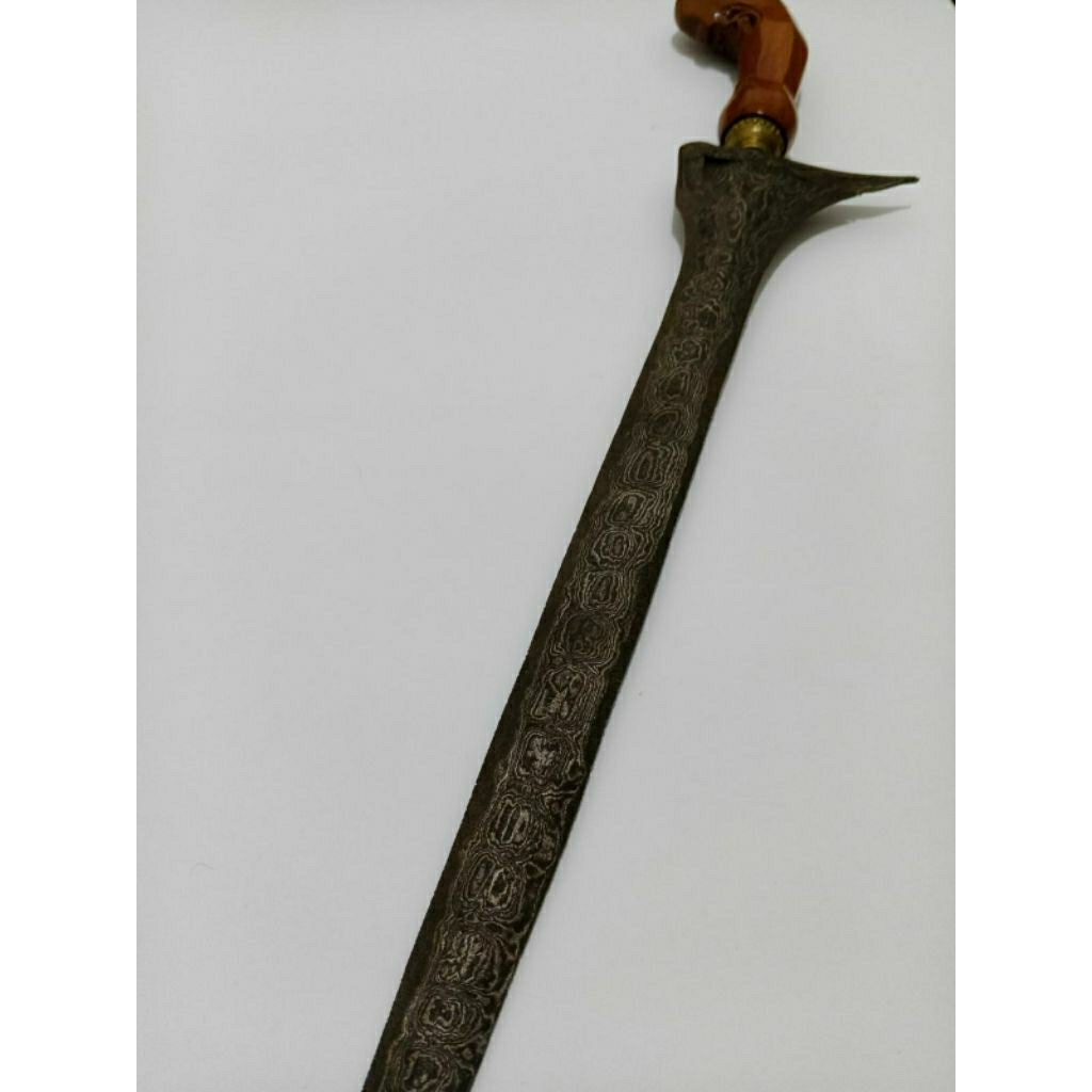 Keris Pamor uler lulut mencari jodohnya