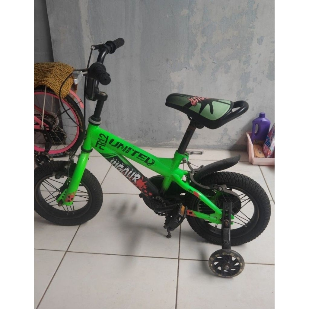 Sepeda anak United