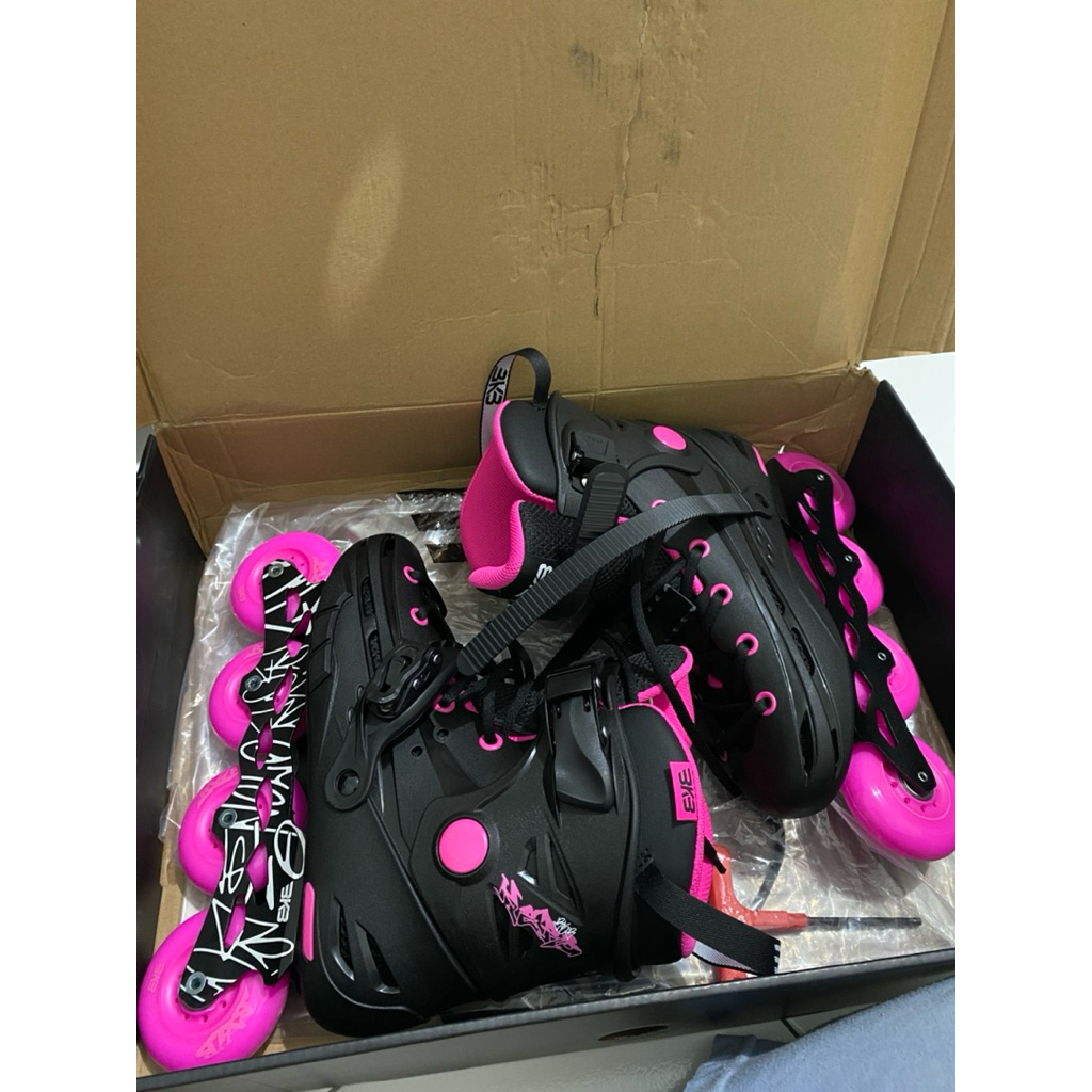 sepatu roda bkb b6 hero black pink