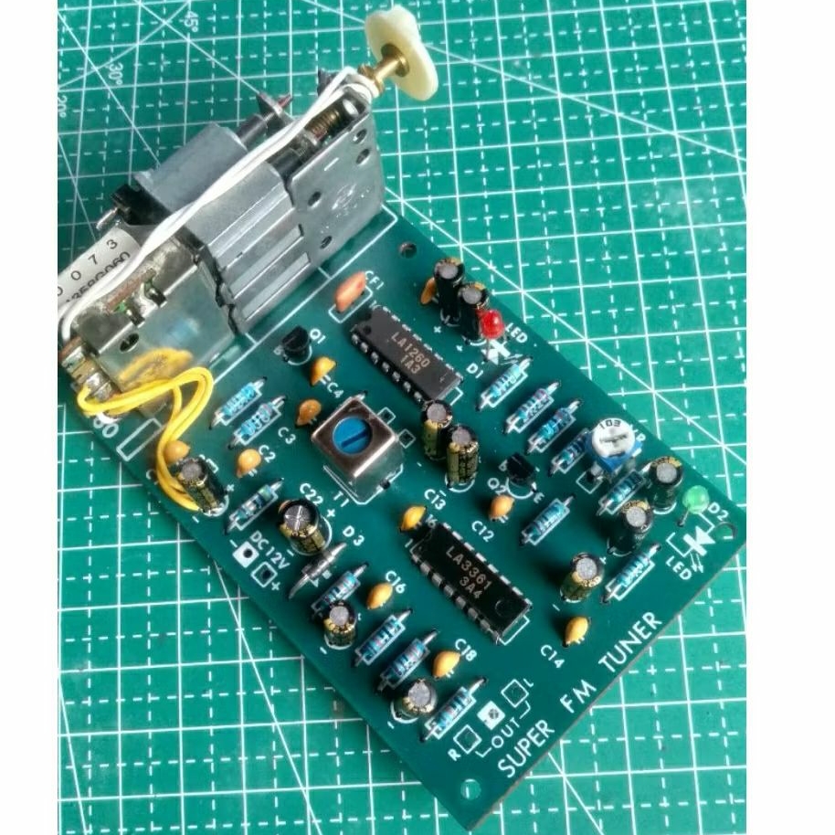 Radio Tuner FM MITSUMI STEREO BARU