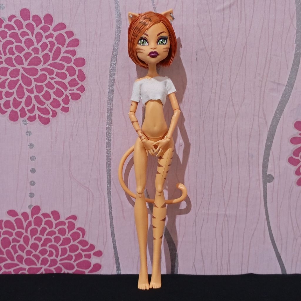 monster high gen 1 toralei stripes | [ BASIC nude ]