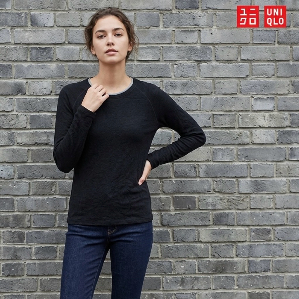Kaos Baselayer Wanita UNIQLO 90 Baju Olahraga Dry Original Second Preloved