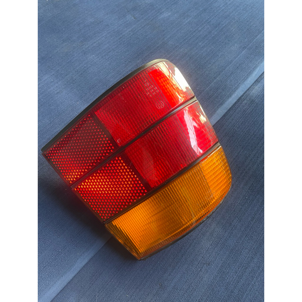 stoplamp bmw e34 520i stop lamp e34 vanos 1991-195 original hella germany (KIRI)