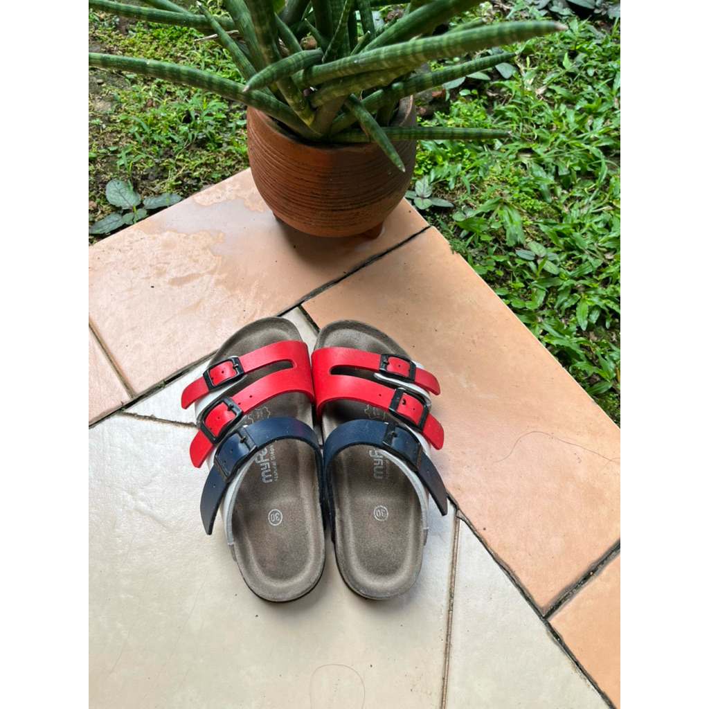 Sendal MyFeet kids preloved