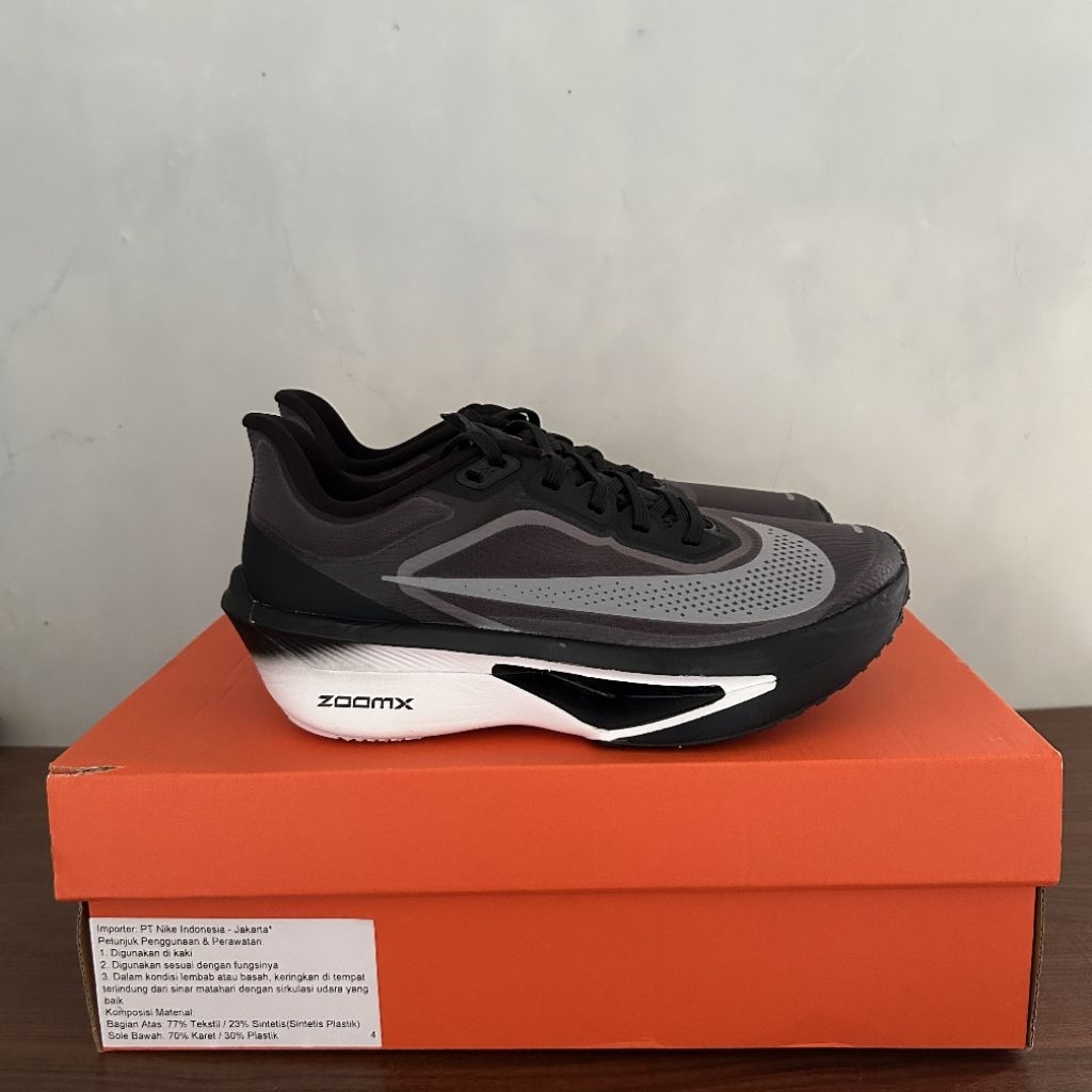 Nike Sepatu Wanita Zoom Fly 6 Road Racing - Black