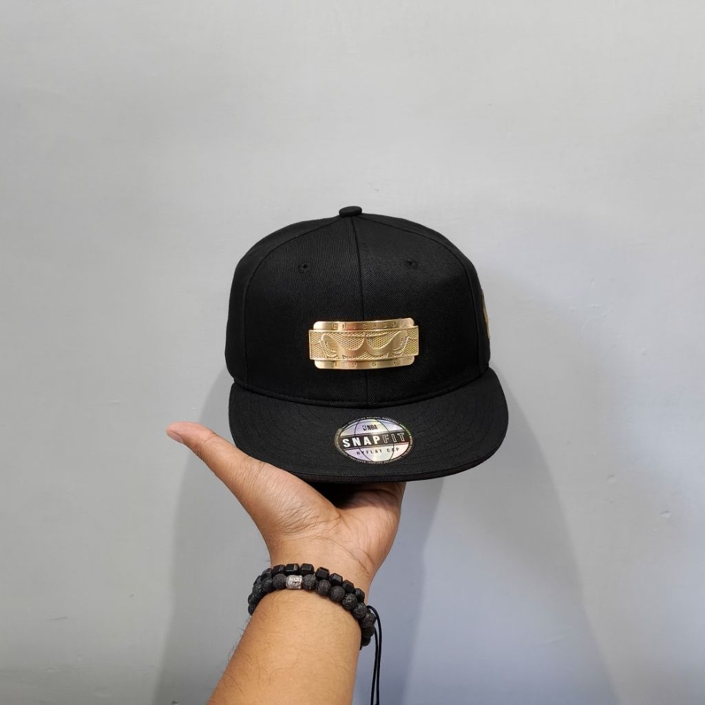 Snapback Snapfit Chicago Bulls Metal Logo Original