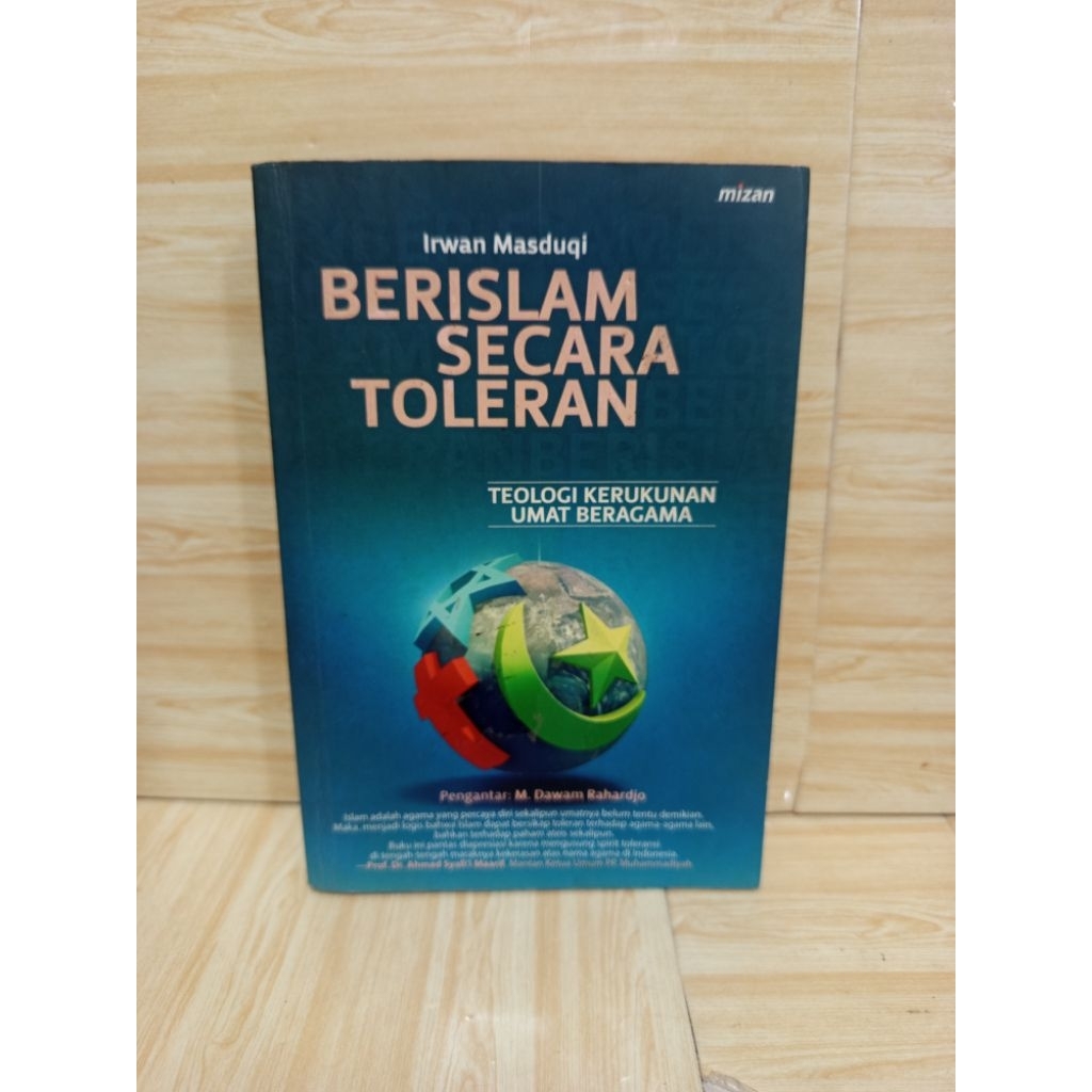 Berislam Secara Toleran by Irwan Masduqi