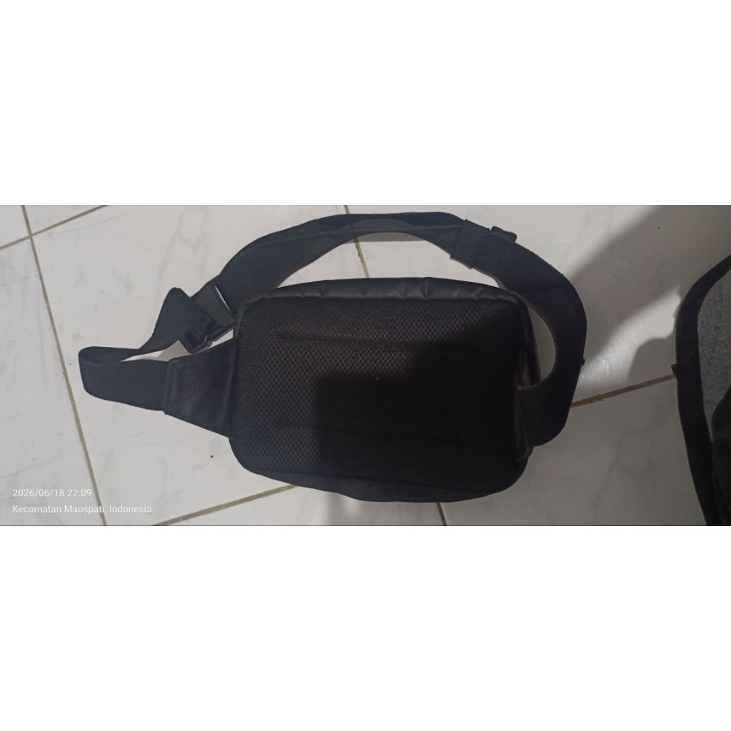 tas slempang bodypack