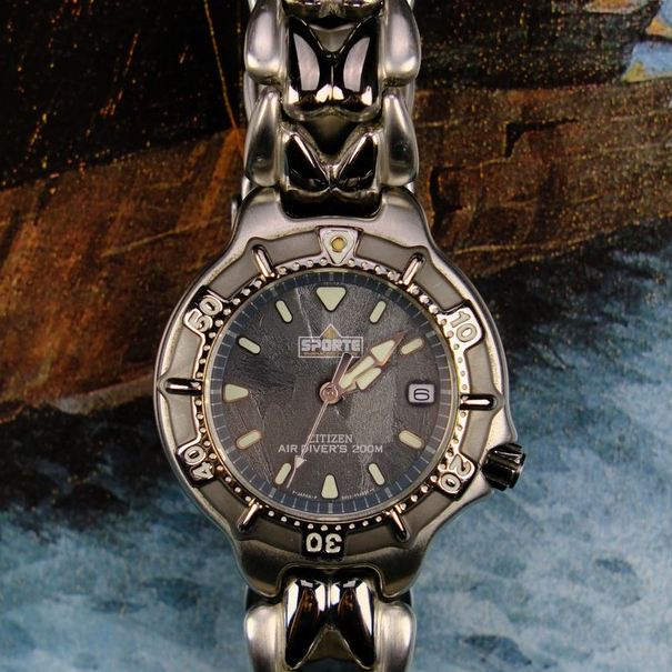 Citizen Sporte Air Diver 200m Cal. 5512 Quartz Stainless Steel 36mm Carbon Dial - Jam Tangan Pria Vi