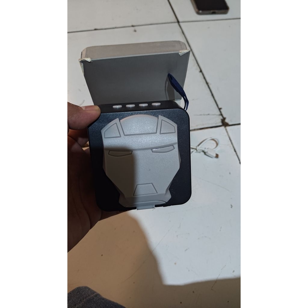 SPEAKER RETURAN PABRIK UNTUK BAHAN SERVICE ATAU OPREKAN
